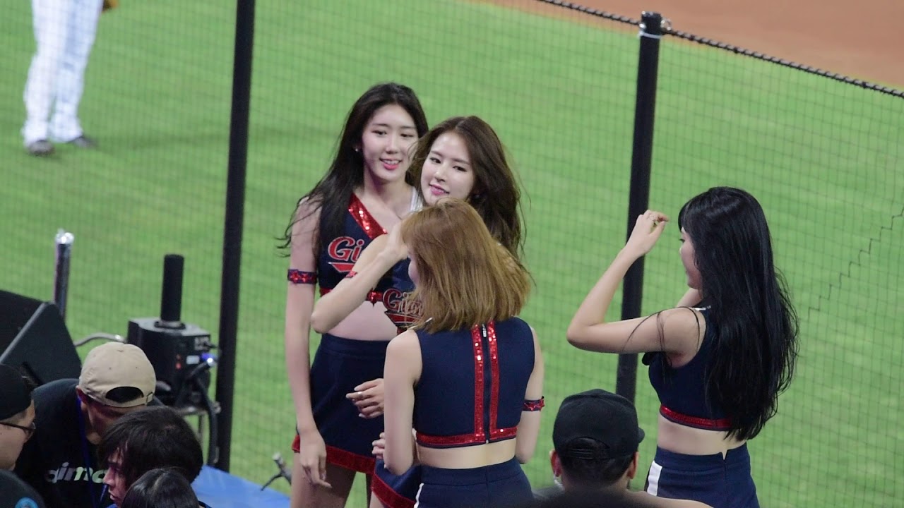 16-Jun-2018 兄弟 v.s. Lamigo 辣年糕趴 Lotte Girls與LamiGirls尬舞 DJ HANMIN - Show Me Your BBA SAE
