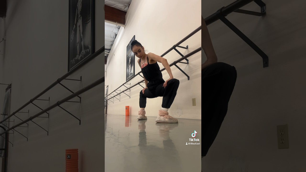NOT EDITED #ballerina#real#contortion#flexible#donttrythis#knees#ballet#dancer