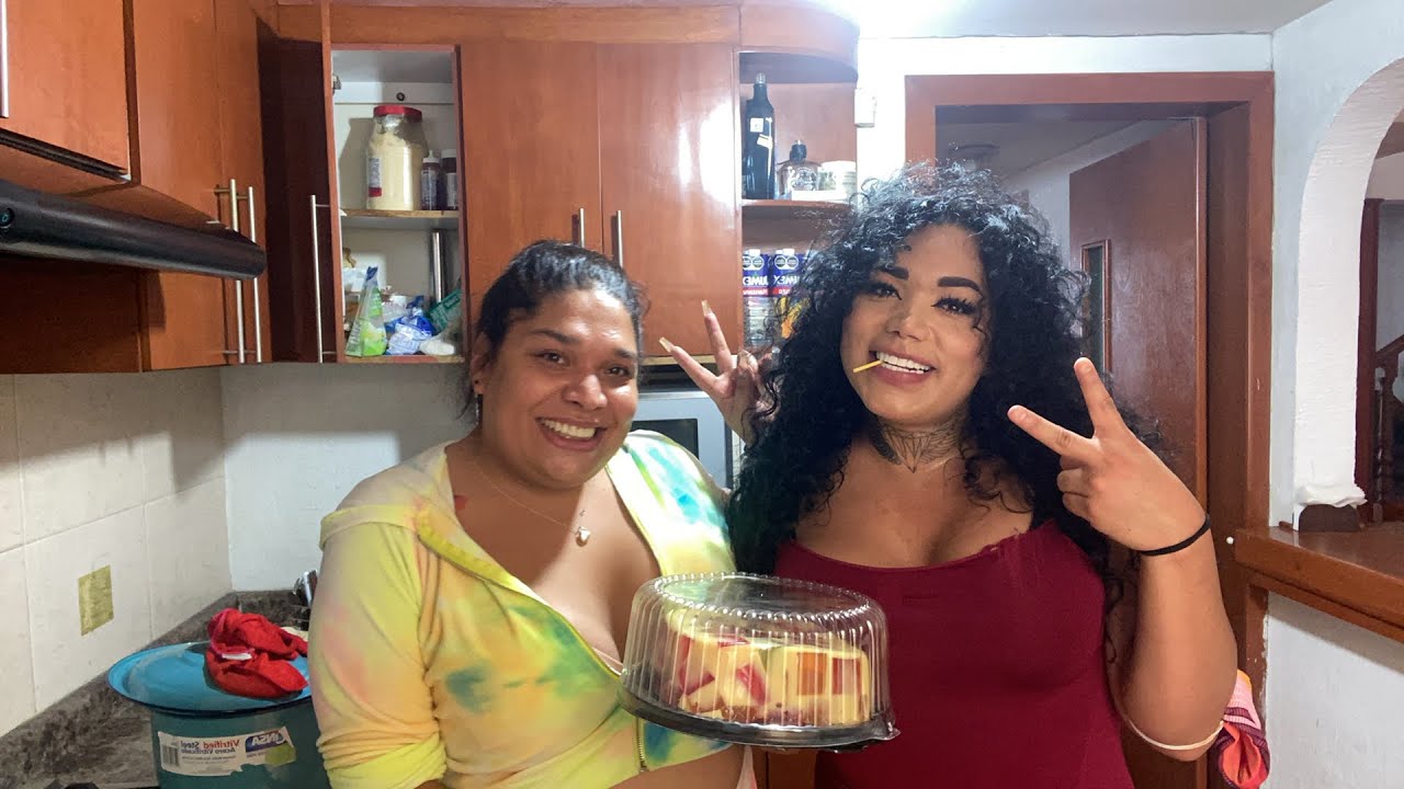 Haciendo de comer en casa de Wendy Evelin y yo