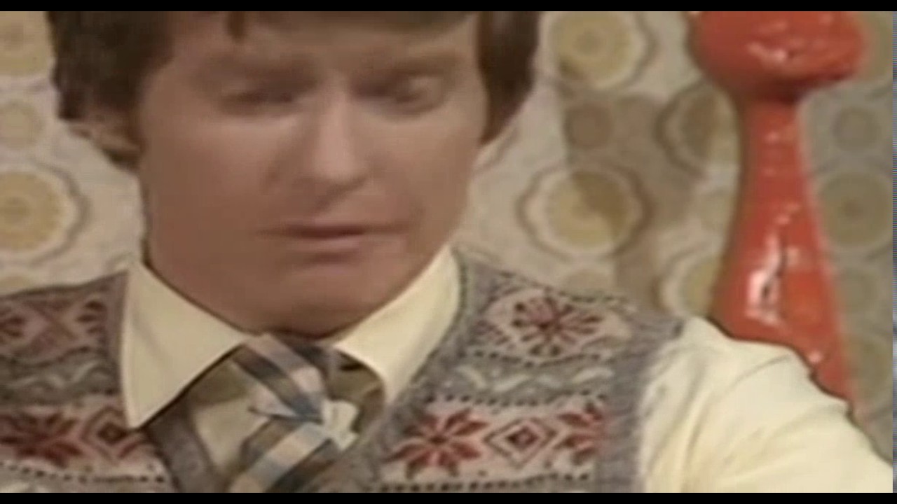 Some Mothers Do Ave Em S3 Ep6 Australia House