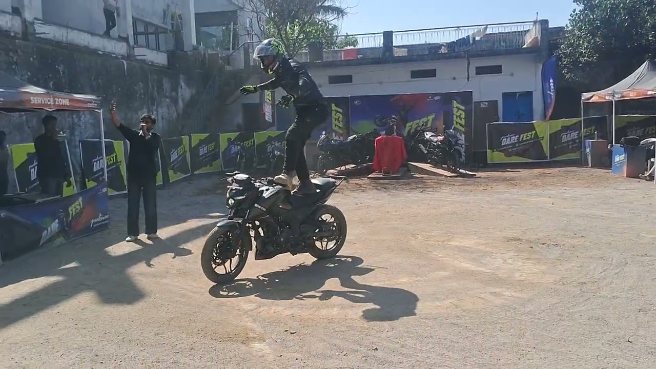 Drag fest in From TVS showroom