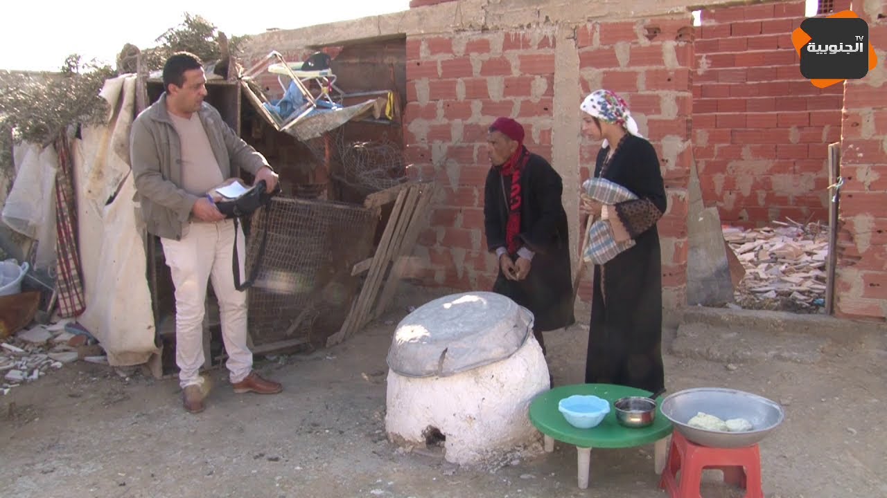 النقار لكشف الخنار :مراقب وزارة التجارة يحجز في منزل النقار على خبزات طابونة