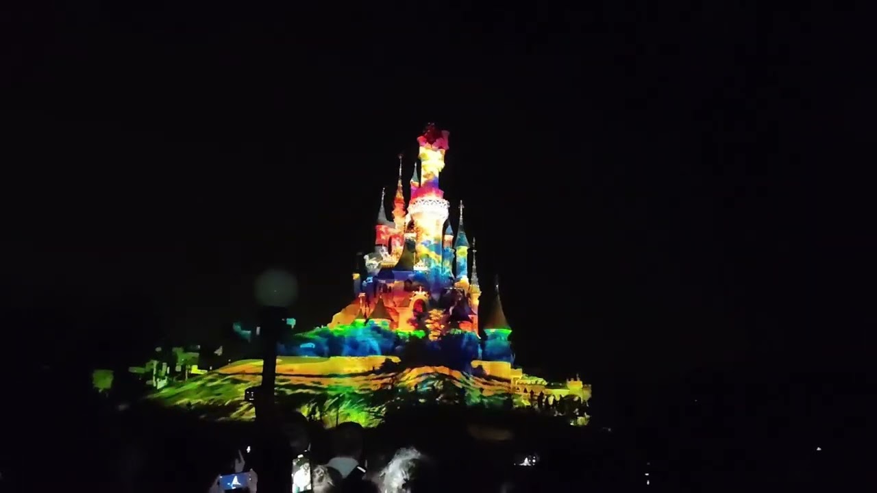 Spettacolo di fine serata  Disneyland Paris 2022