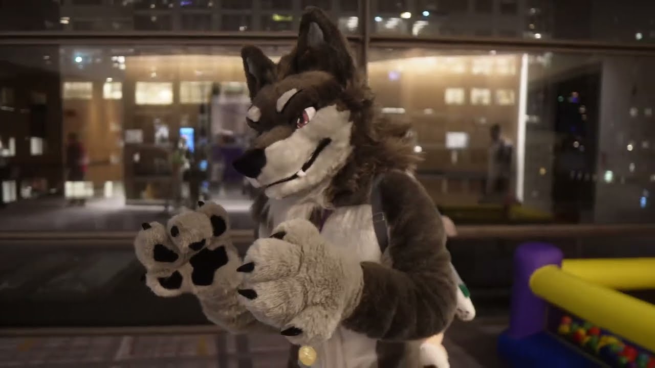 [4k] ANW Fursuits After Dark | Anthro Northwest 2023