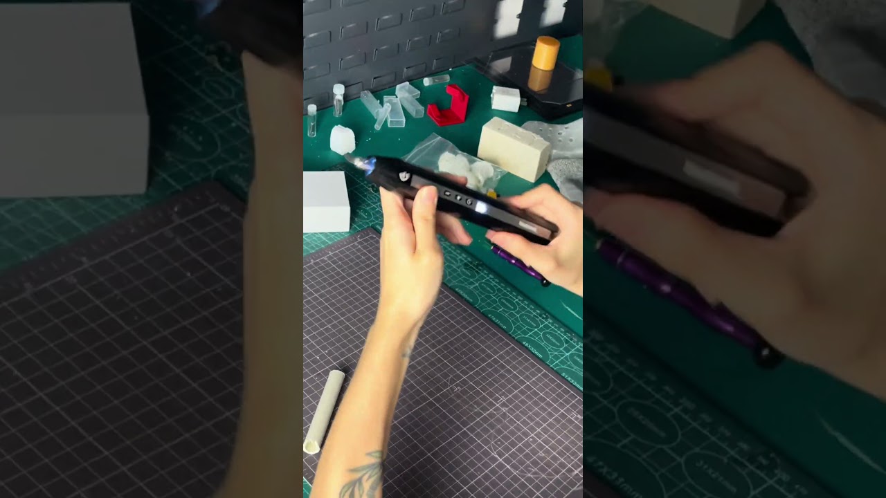 Cut Like a Pro! 🚀 Discover Hanboost C1 Ultrasonic Cutter in Action - Launching Soon at Kickstarter