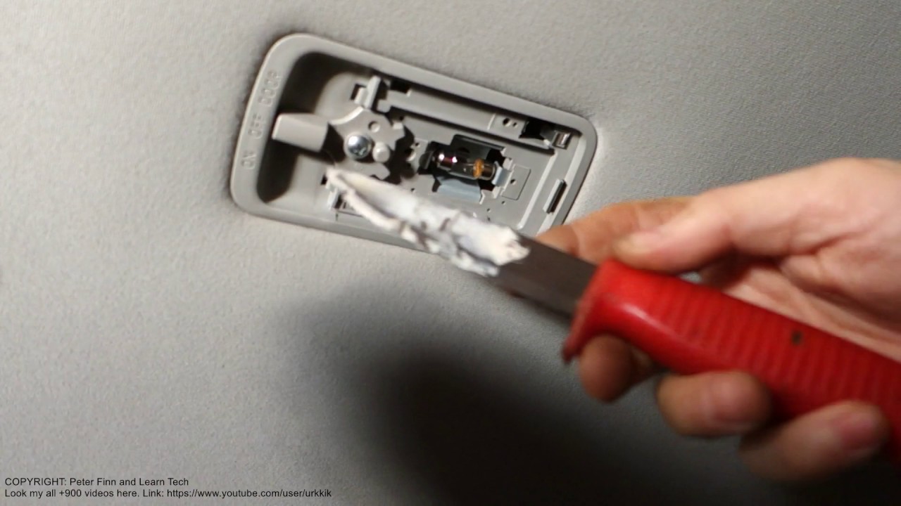 How to replace interior light bulb Toyota Corolla years 1995 to 2016