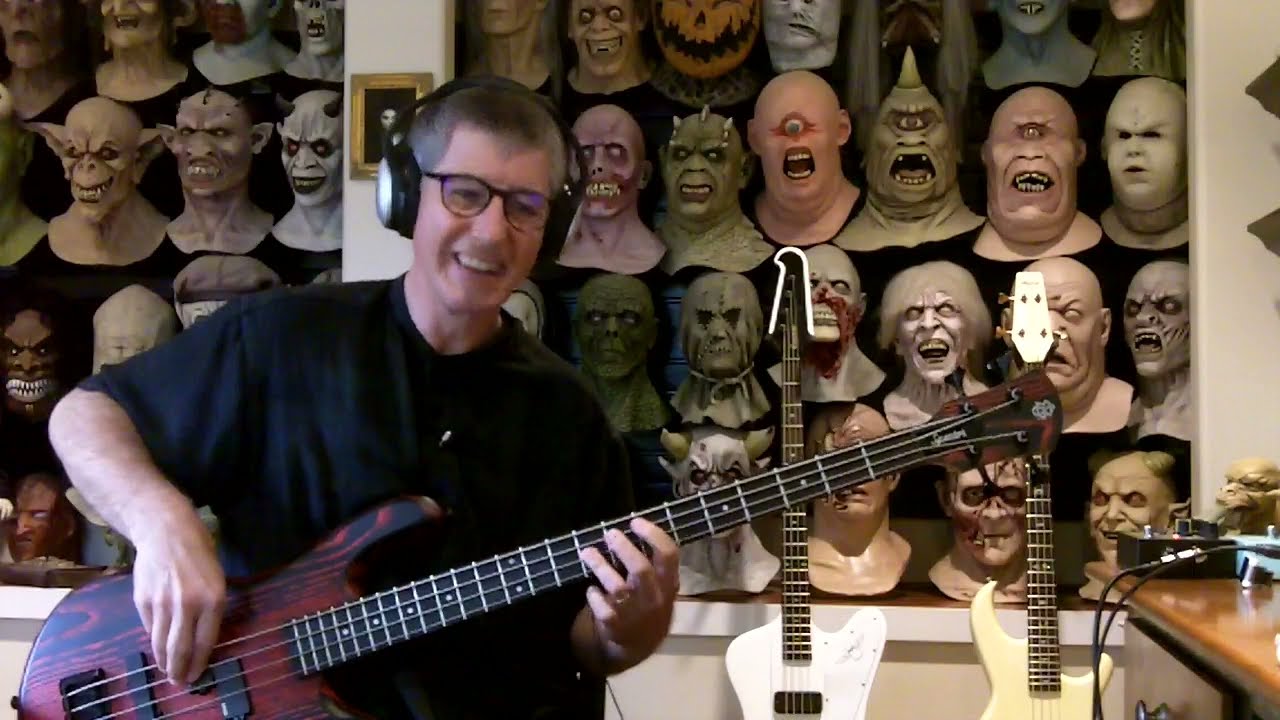 Voulez-Vous Bass Cover