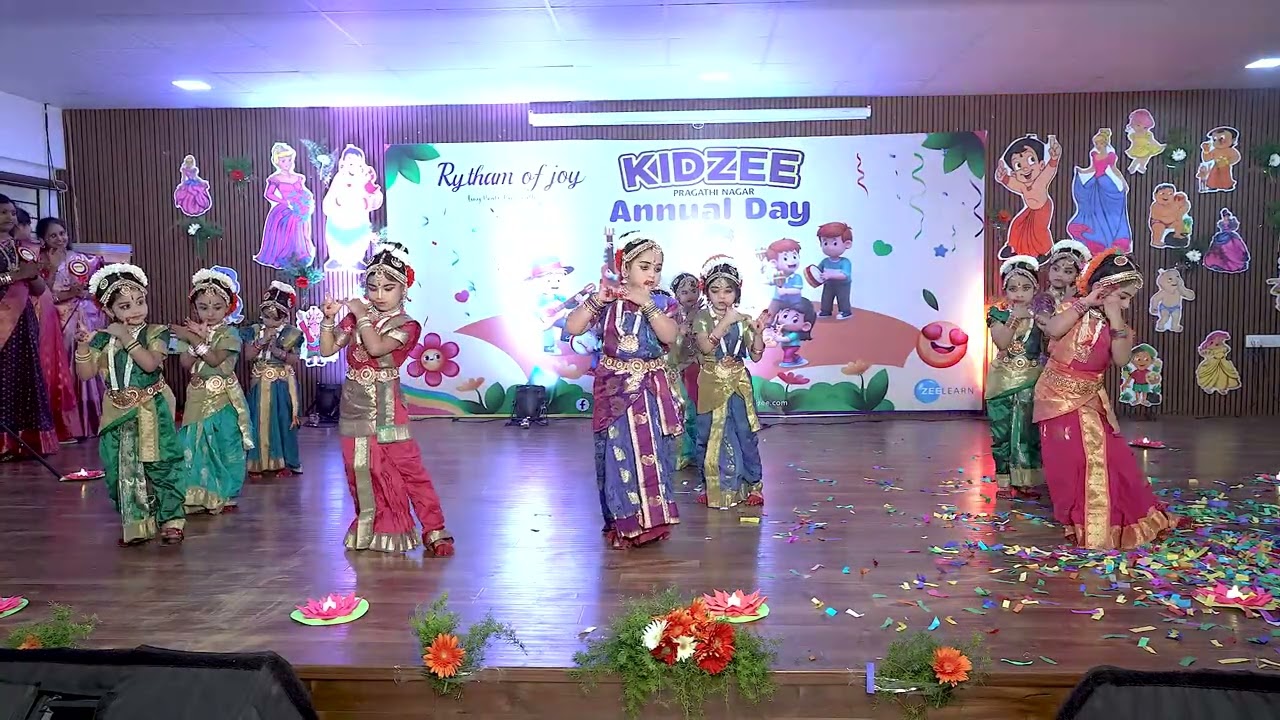 Welcome with classical dance