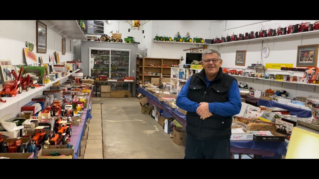 700+ Lots Selling on Online Farm Toy Auction in Plainview, MN - November 14, 2023
