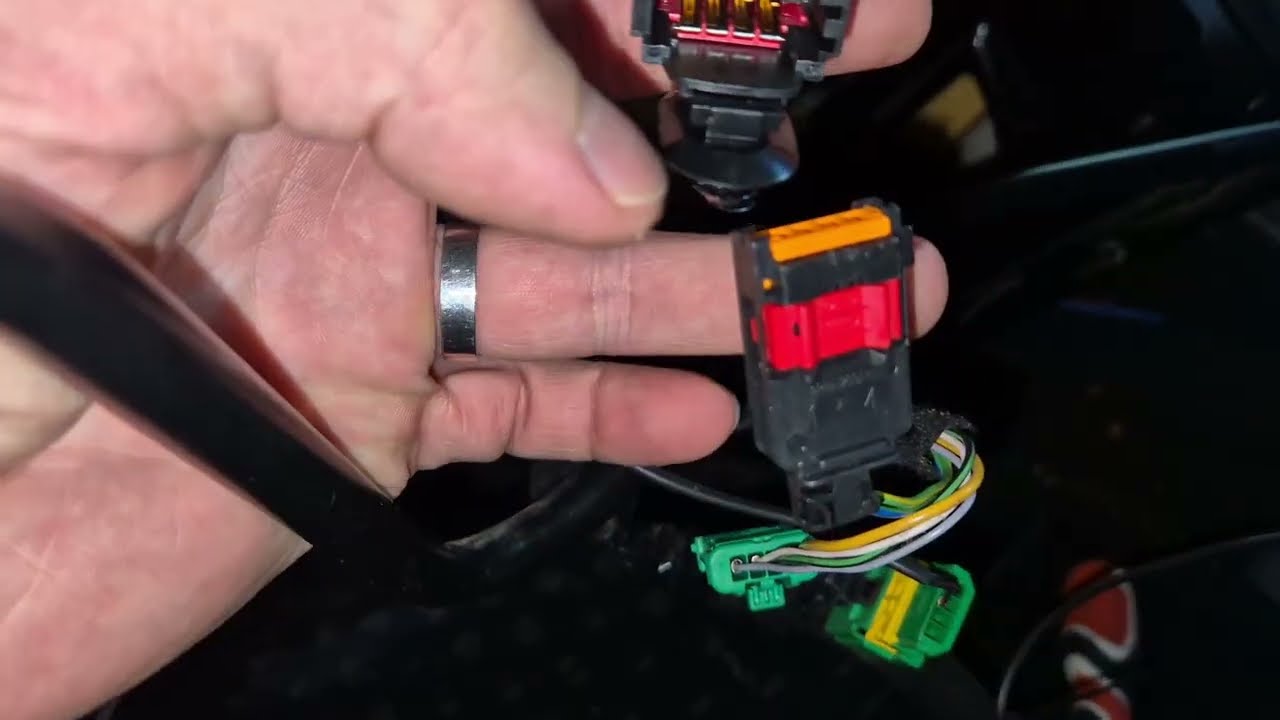 Cum se desface mufa de airbag scaun dacia logan 2 (2013-2021)