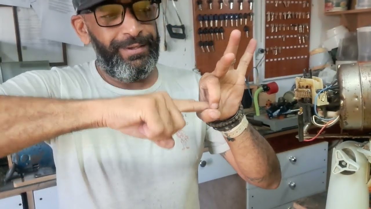 Ventilador Arno antigo precisou de alguns reparos...e que reparos!!!!!