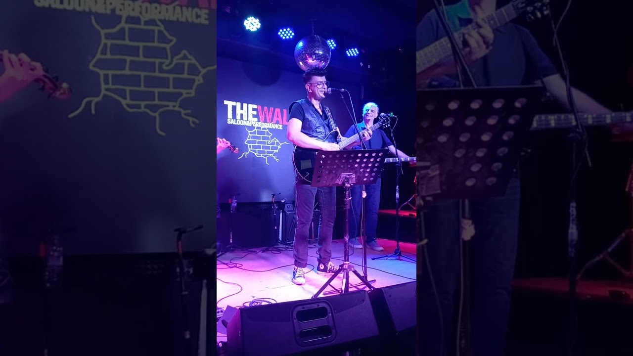 cem &ouml;zkan thewall sahne