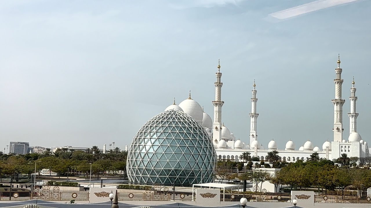 Abu Dhabi federal capital of Emirates
