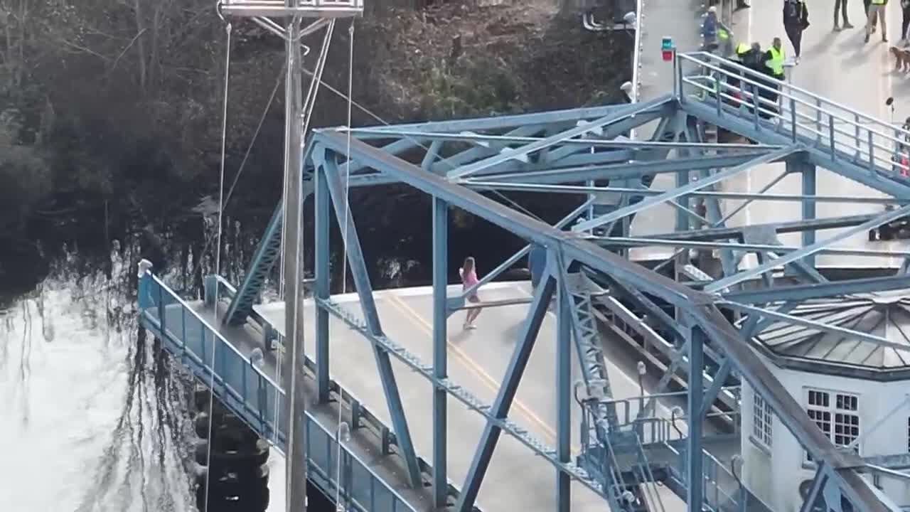 ‘It’s cool’: Fans catch ‘Outer Banks’ actors in action during Socastee Swing Bridge filming