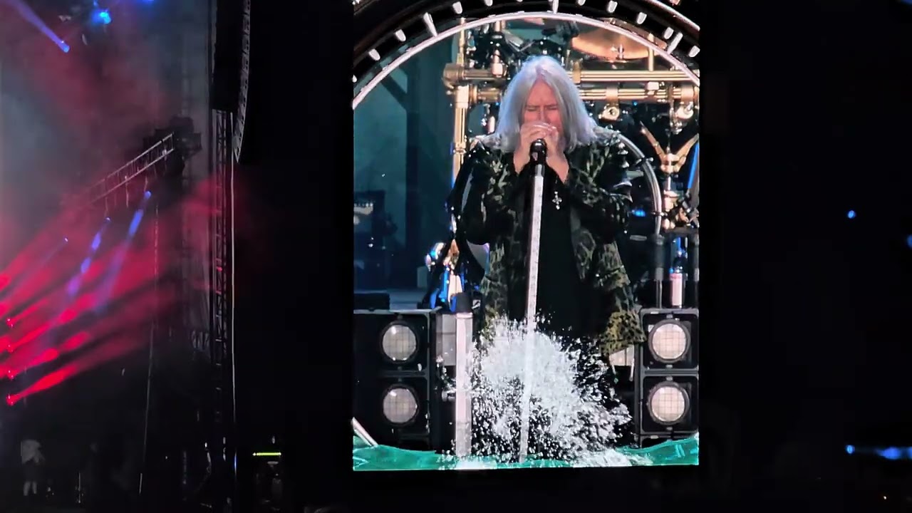 Def Leppard - Rock! Rock! (Till You Drop) - Live in Minneapolis, MN, August 19th, 2024. Target Field