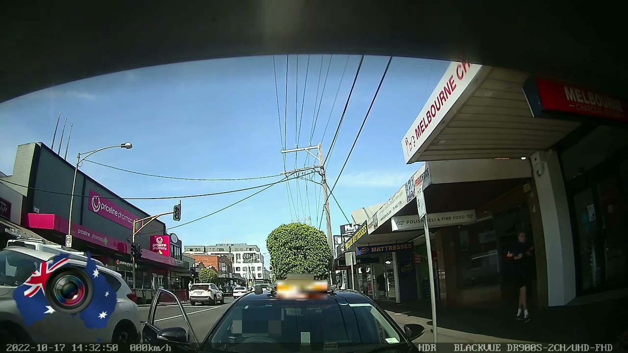 Aussiecams - Blackvue Dash Cam caught this taxi driver red handed keying this Porsche Cayenne