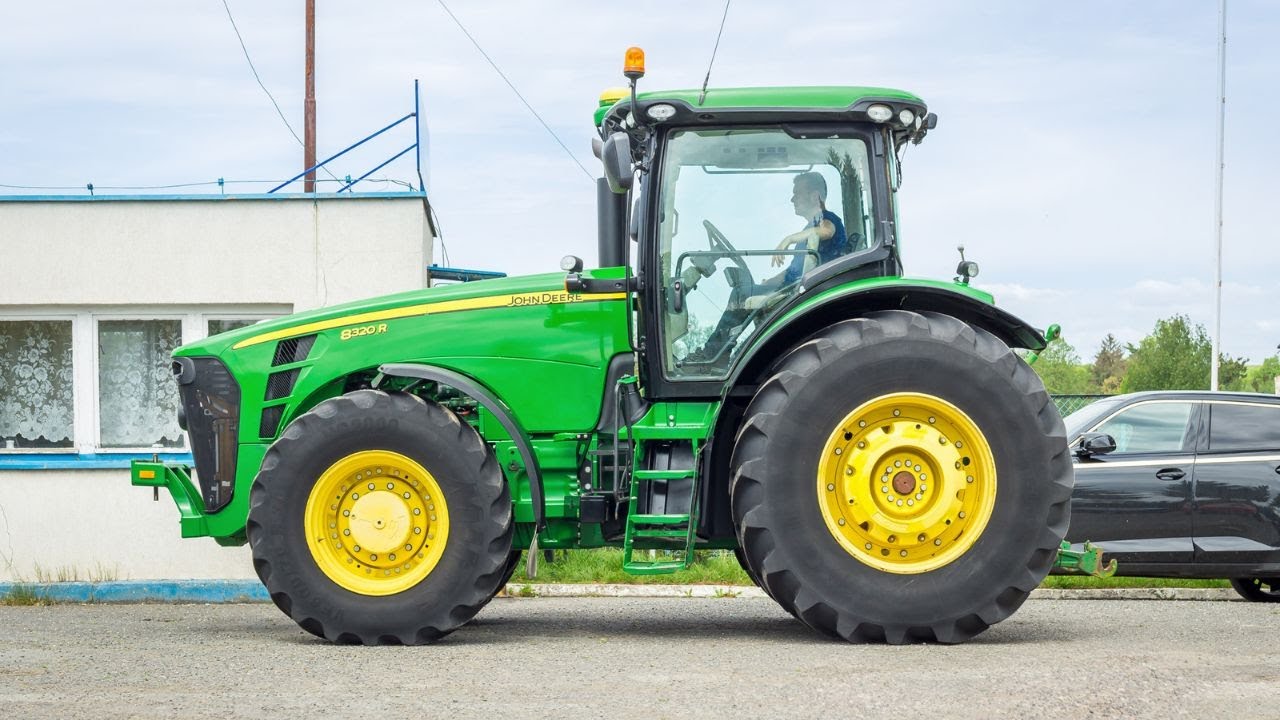 John Deere 8320 R - 2010