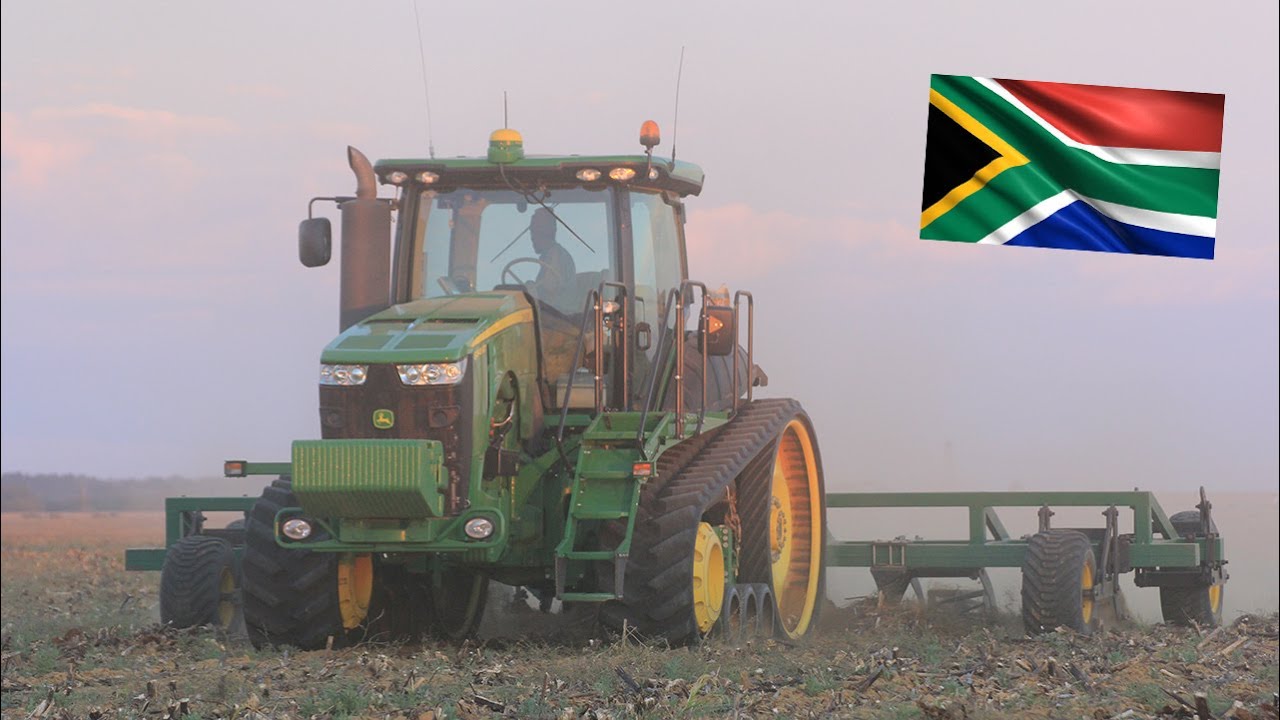 John Deere 8370 RT ripping with heavy subsoiler in Free State +++ South Africa
