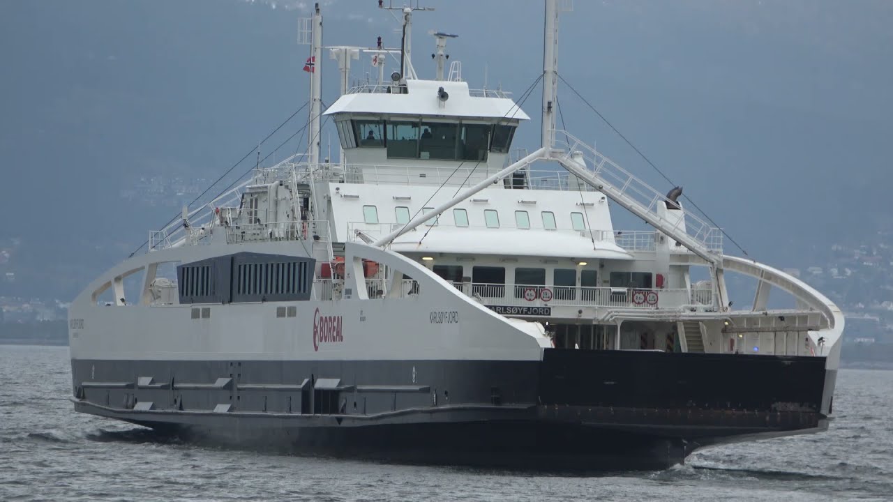 KARLS&Oslash;YFJORD
