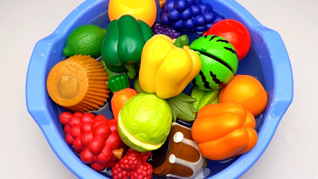 32 Minutes Cutting Plastic Fruit and Vegetable - Drop in Blue Pool/ ASMR no talking