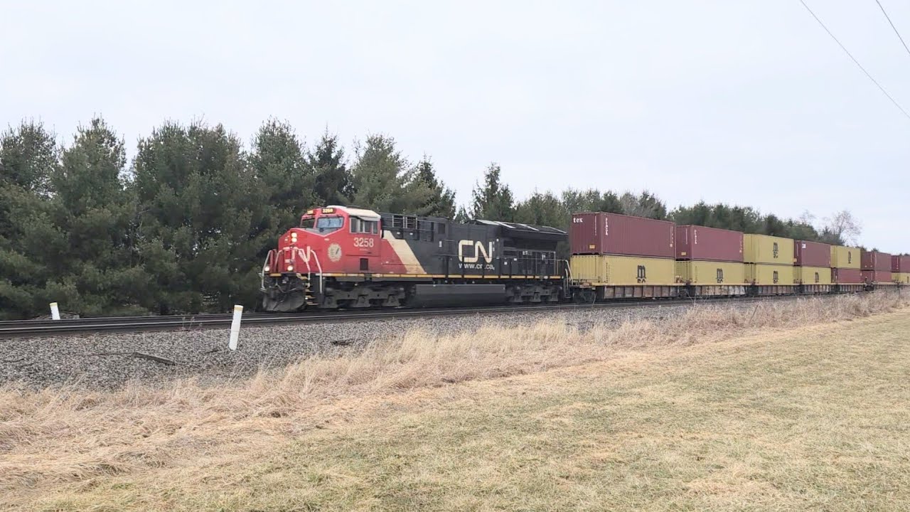 Canadian National  -  Westbound Stack Train with DPU    21 Feb 26
