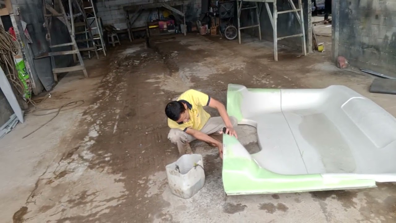 ALS 108 & ALS 360....sudah pindah posisi kembali....Bhinneka segera masuk ruang painting