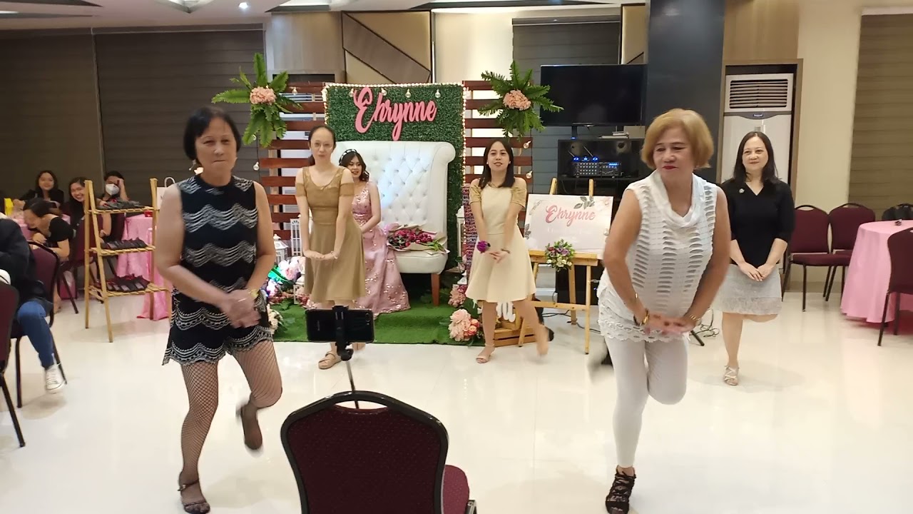 There's A Kind of Hush - The Carpenters (Zumba Intermission Number)
