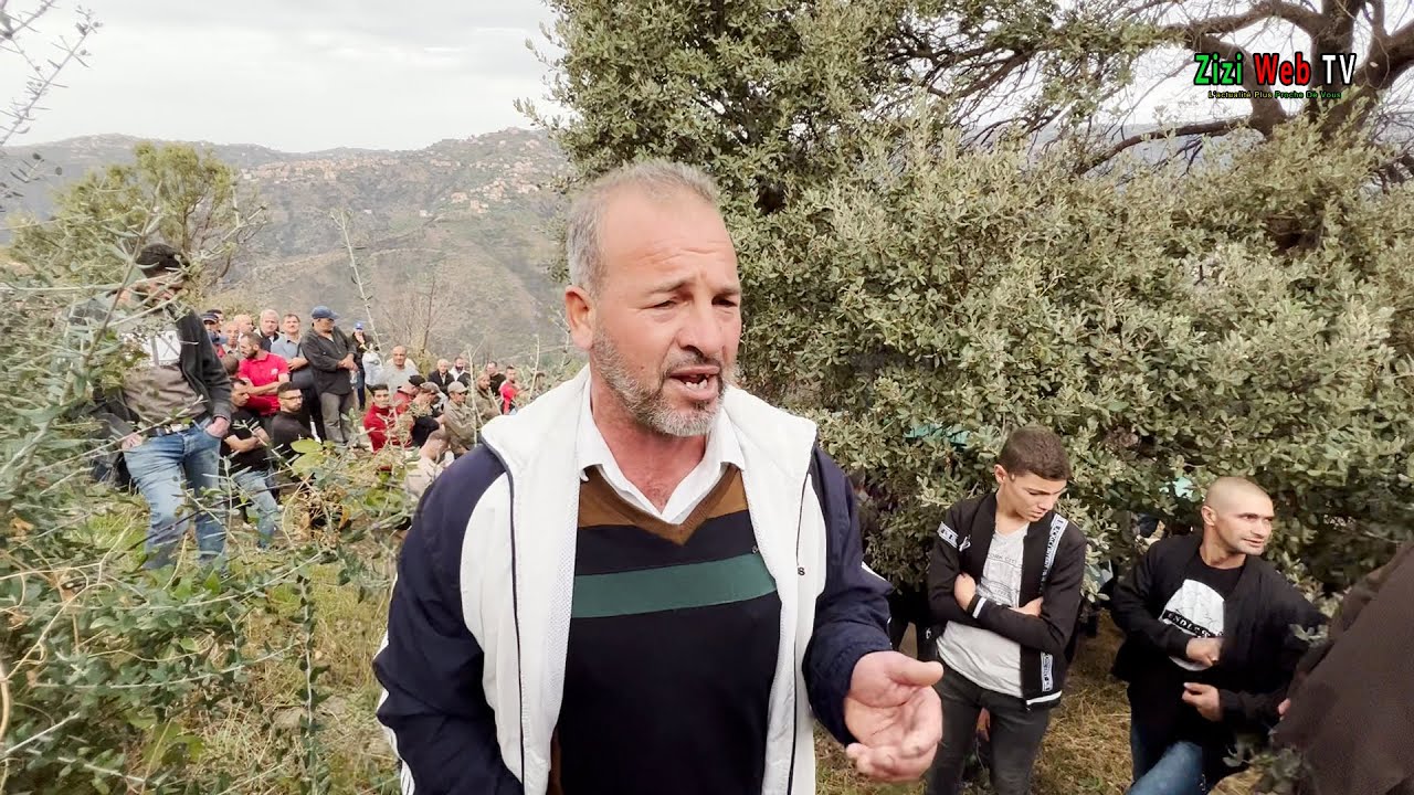 Magnifiques Louanges Kabyles Lekhouane à L’enterrement De Mehana Boudinar …