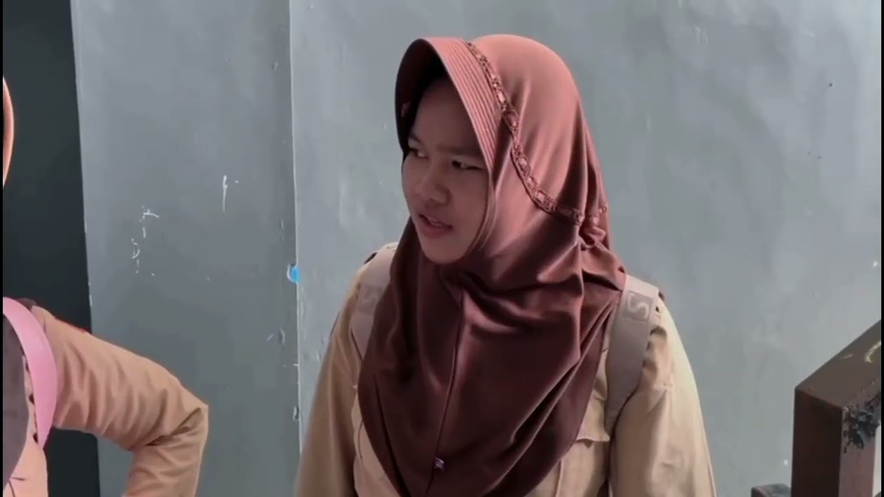 film adap terhadap teman,saudara,dan tetangga