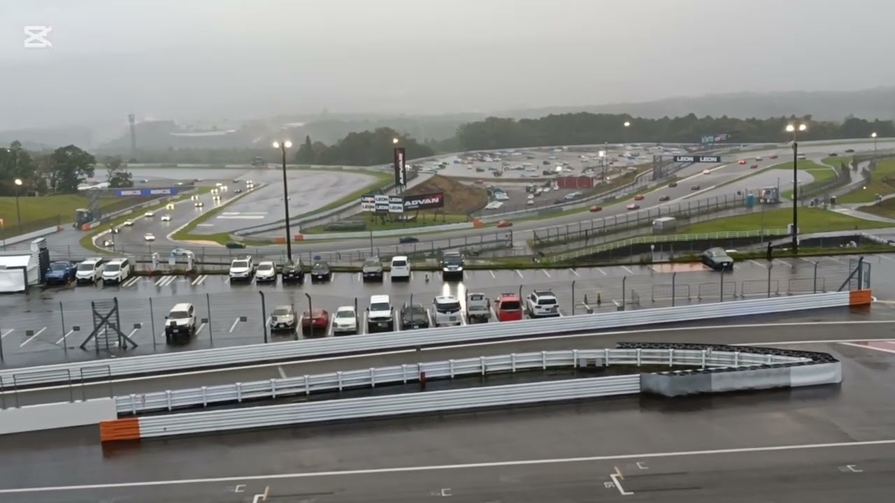 富士スピードウェイ86/BRZナイトパレードラン