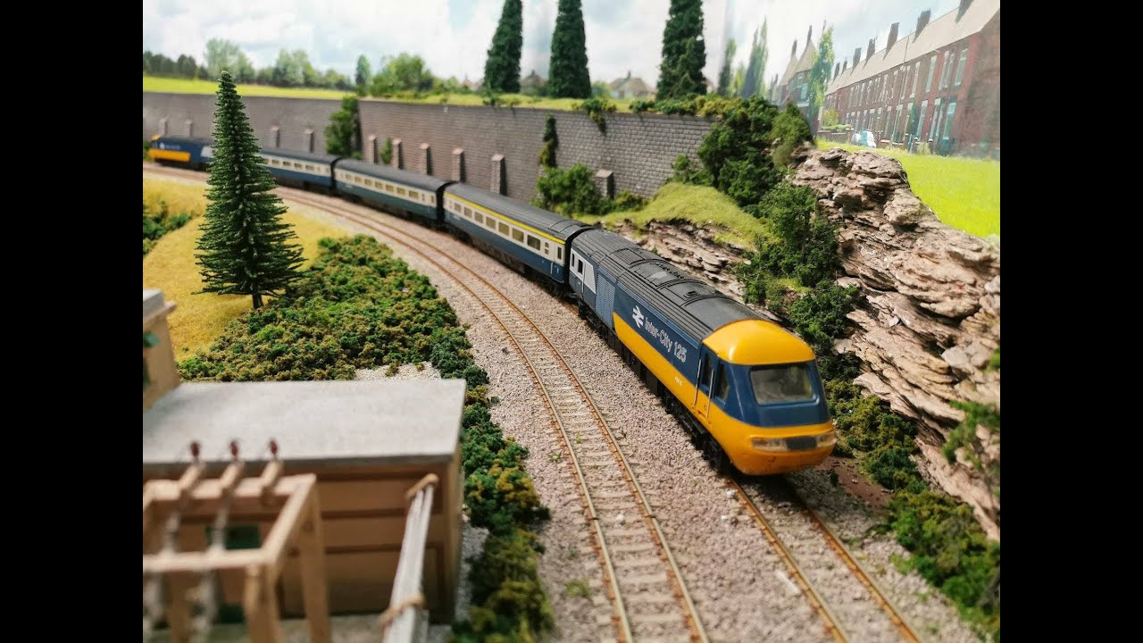 Старые Hornby HST. Стоит ли их ещё покупать?