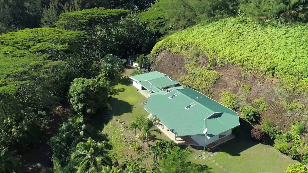 SOLD / VENDU - MOOREA RARE et EXCLUSIF Grande maison