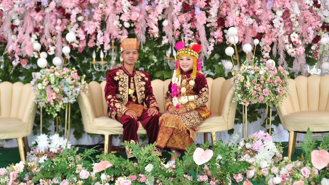 Momen akad dan resepsi, SALSA & JEKI