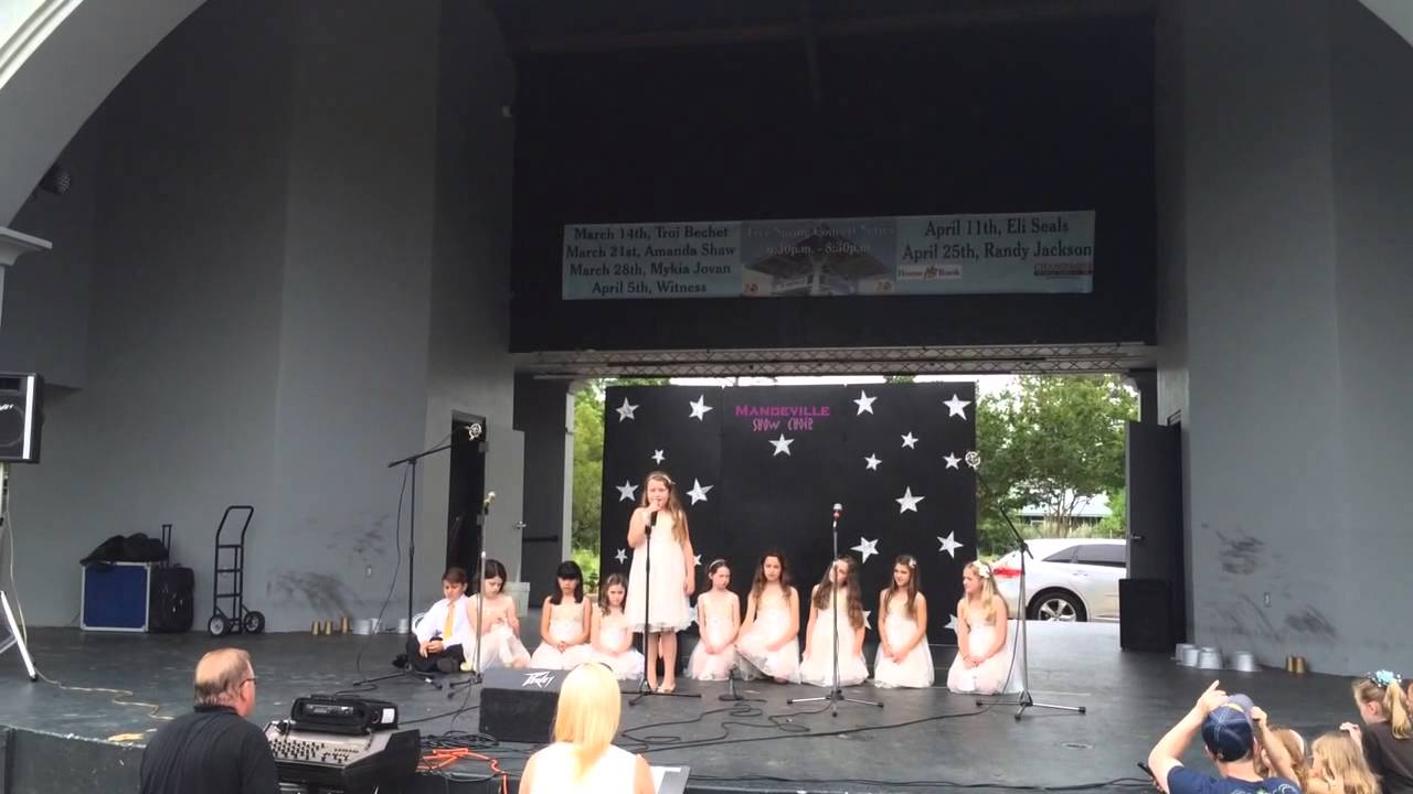 Amelia Kate Singing 