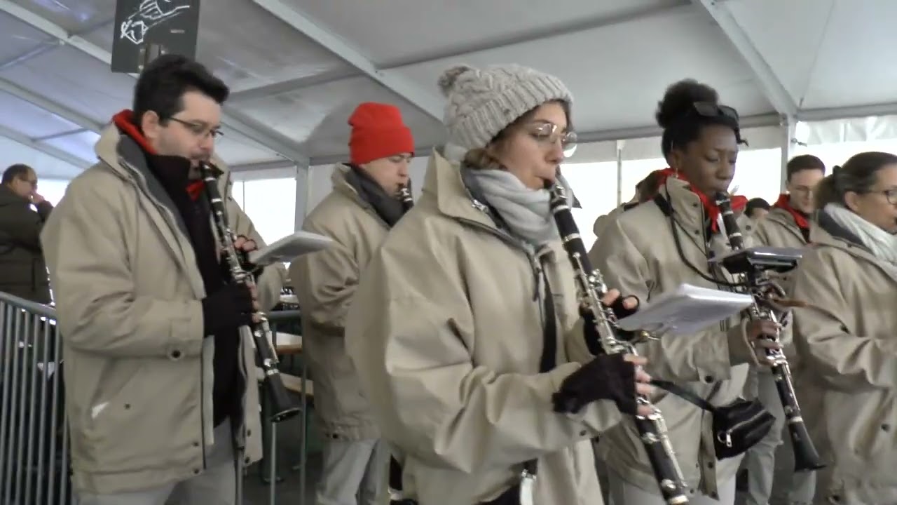 Chants de Noêl par la banda les SANS SOUCIS