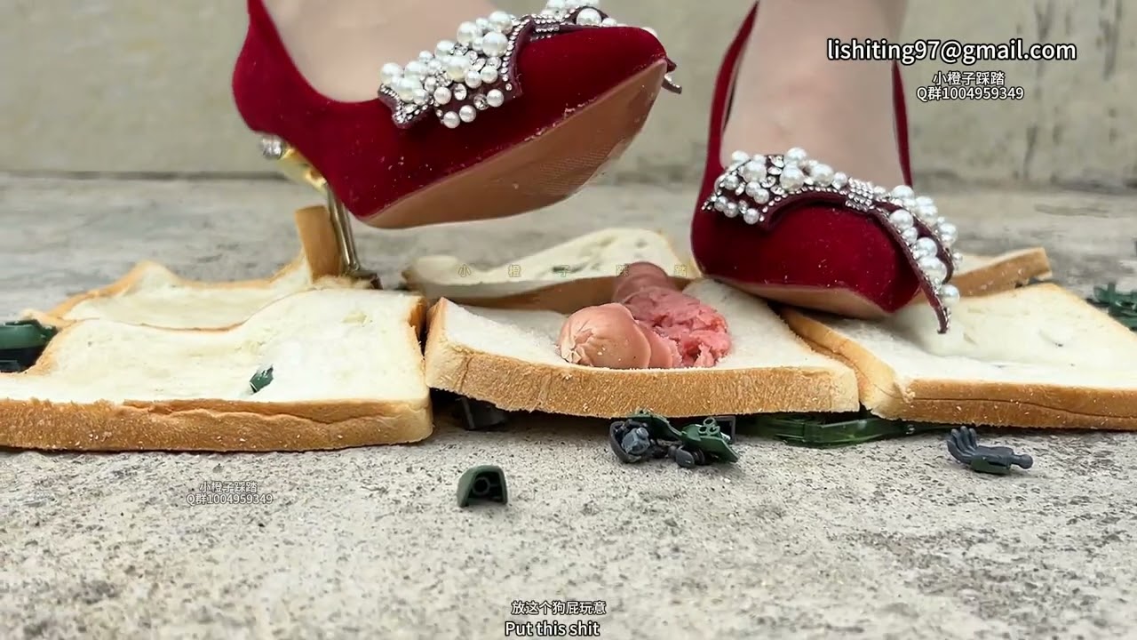 119期Four pairs of high heels crushed bread （insult ）