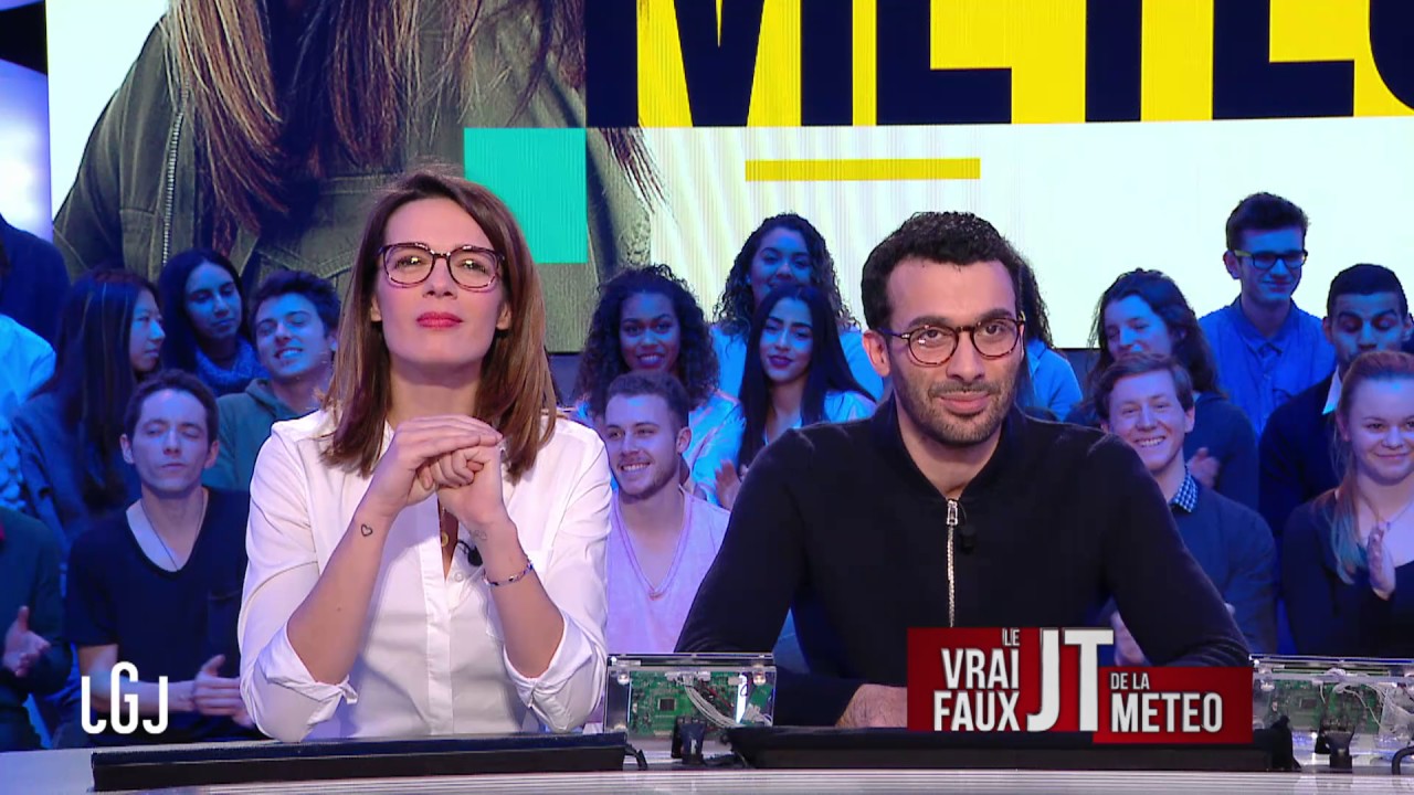 Ornella et Mustapha font leur JT - Le Grand Journal du 11/01 - CANAL +