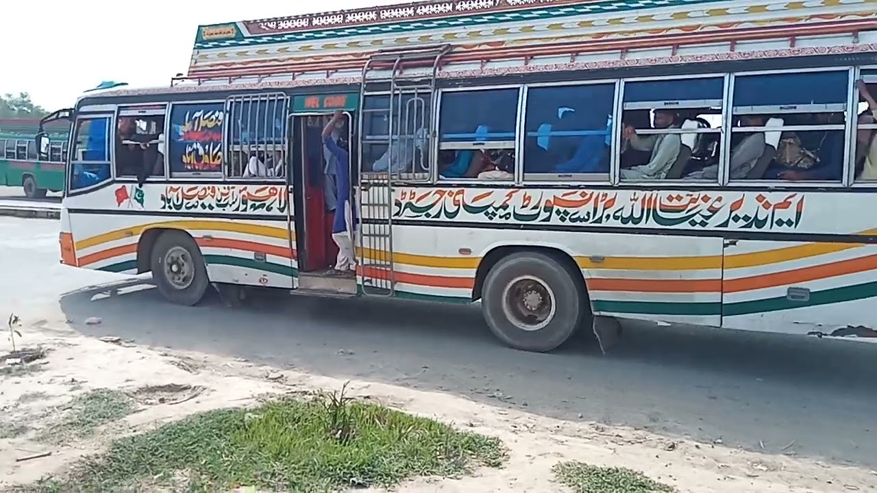 #Akmal cheema buses ✊ stop by khanawal Nazi chowk