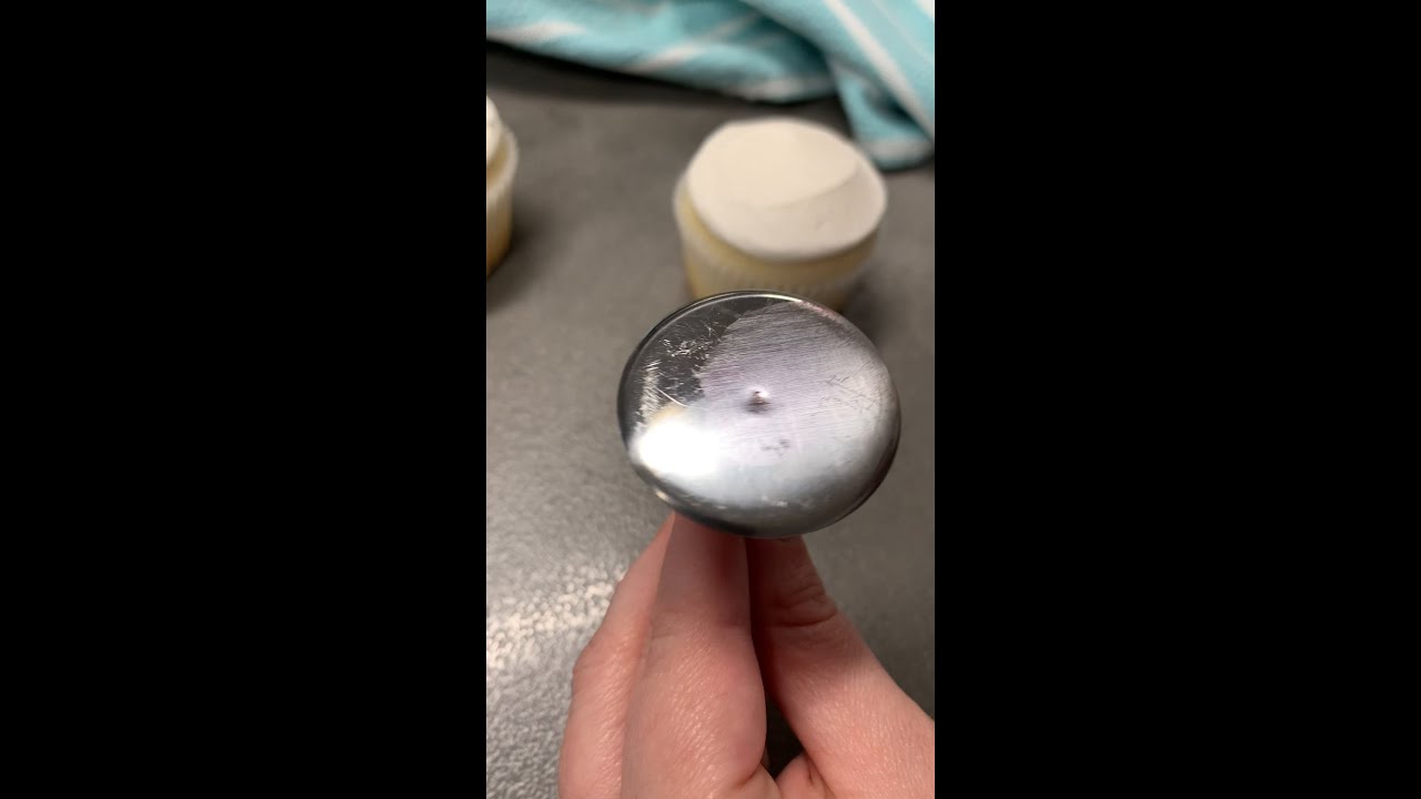How to Pipe the Wilton Buttercream Rose 🌹