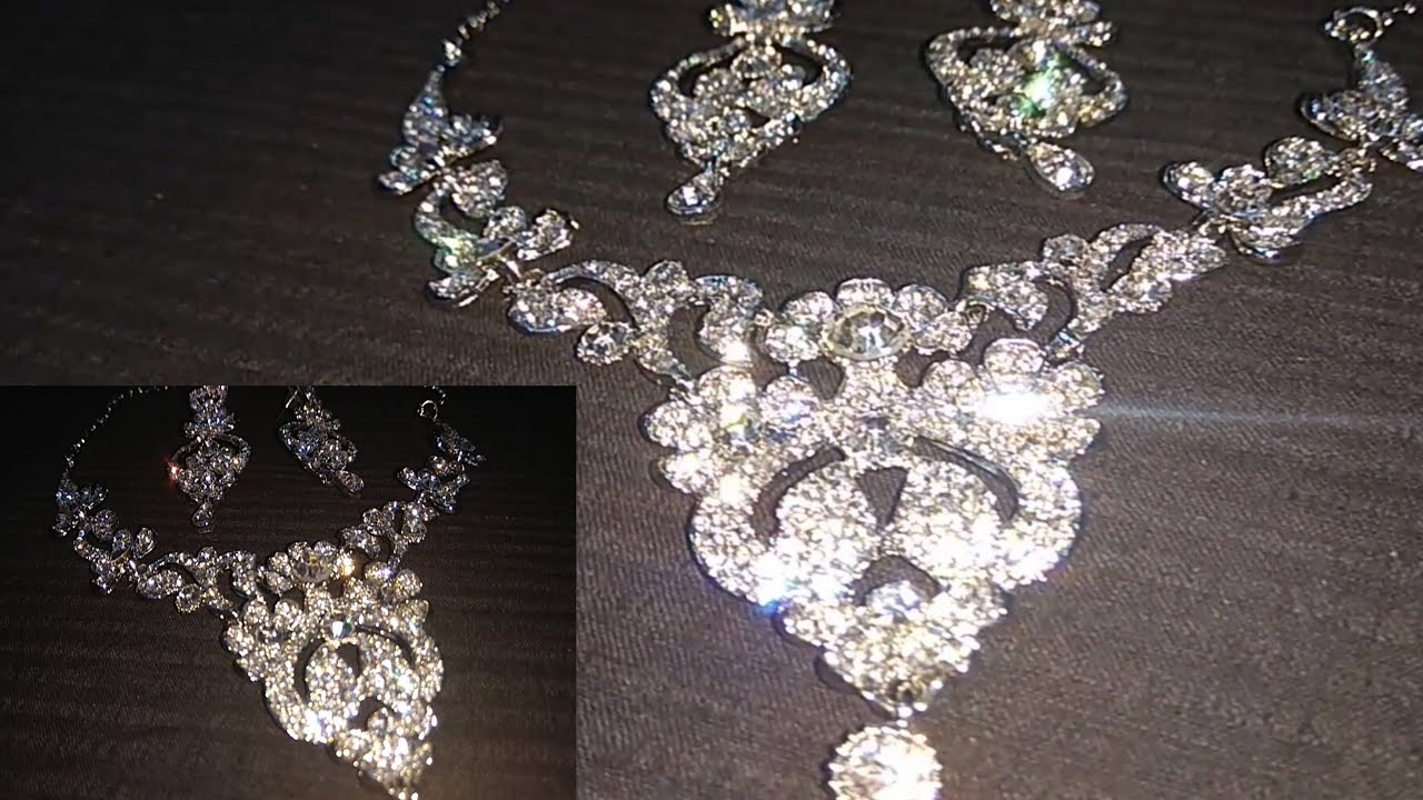 gorgeous diamond style jewellery set | necklace | earrings