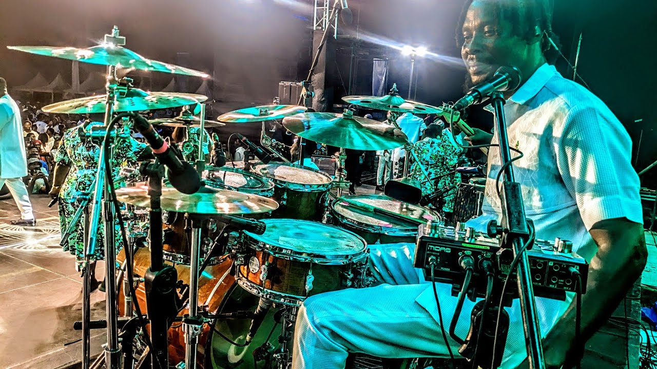 Bisdrum Shocked Everyone😱Hot Jama Praise At The Takoradi Mall @bisdrumofficial5445 @skfrimpong 🔥🥁🔥🥁🔥
