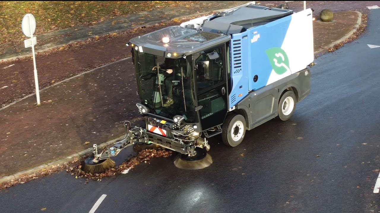 Schmidt eCleango 550 | The Sustainable Future of Street Cleaning