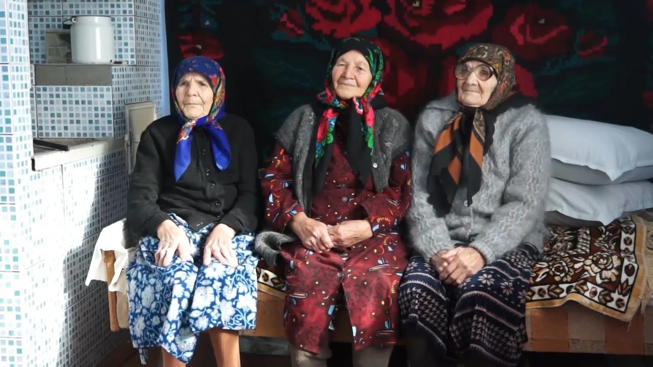 Gagauz karilarin egeli