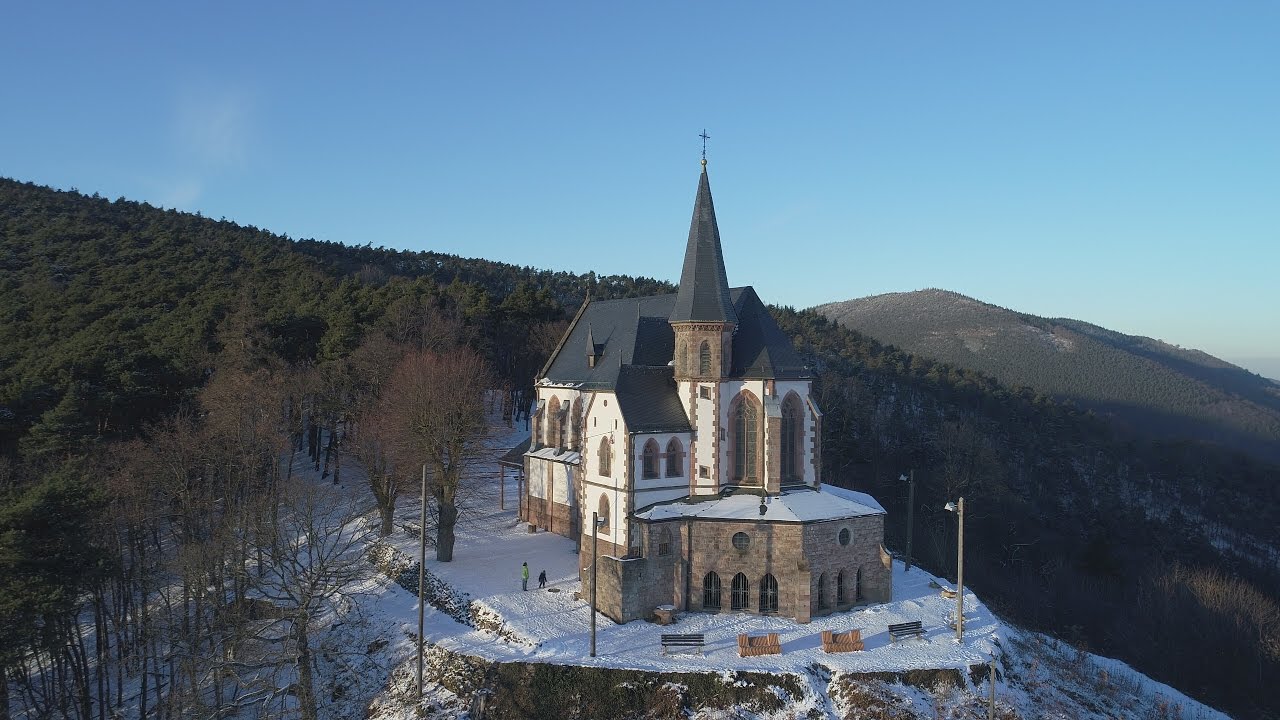 DJI Phantom 4 PRO in 4K Drohnenflug St. Anna Kapelle Burrweiler am Pf&auml;lzerwald