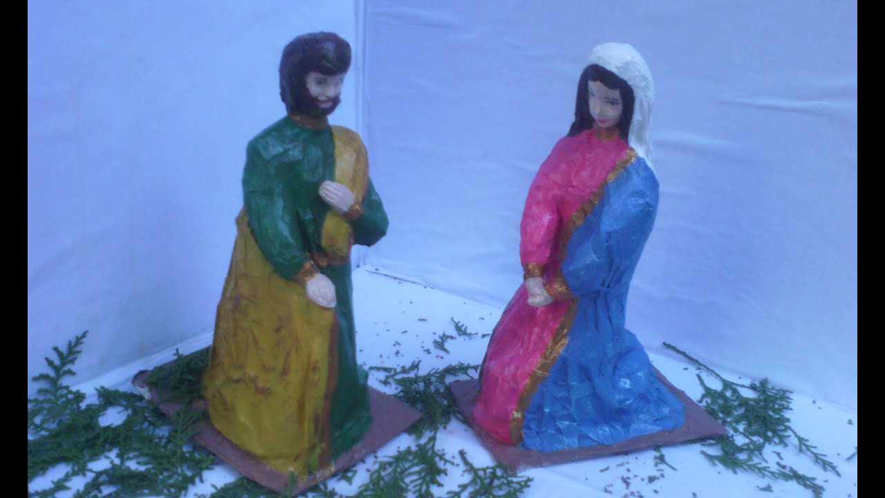 MARIA Y JOSE HECHOS DE PAPEL