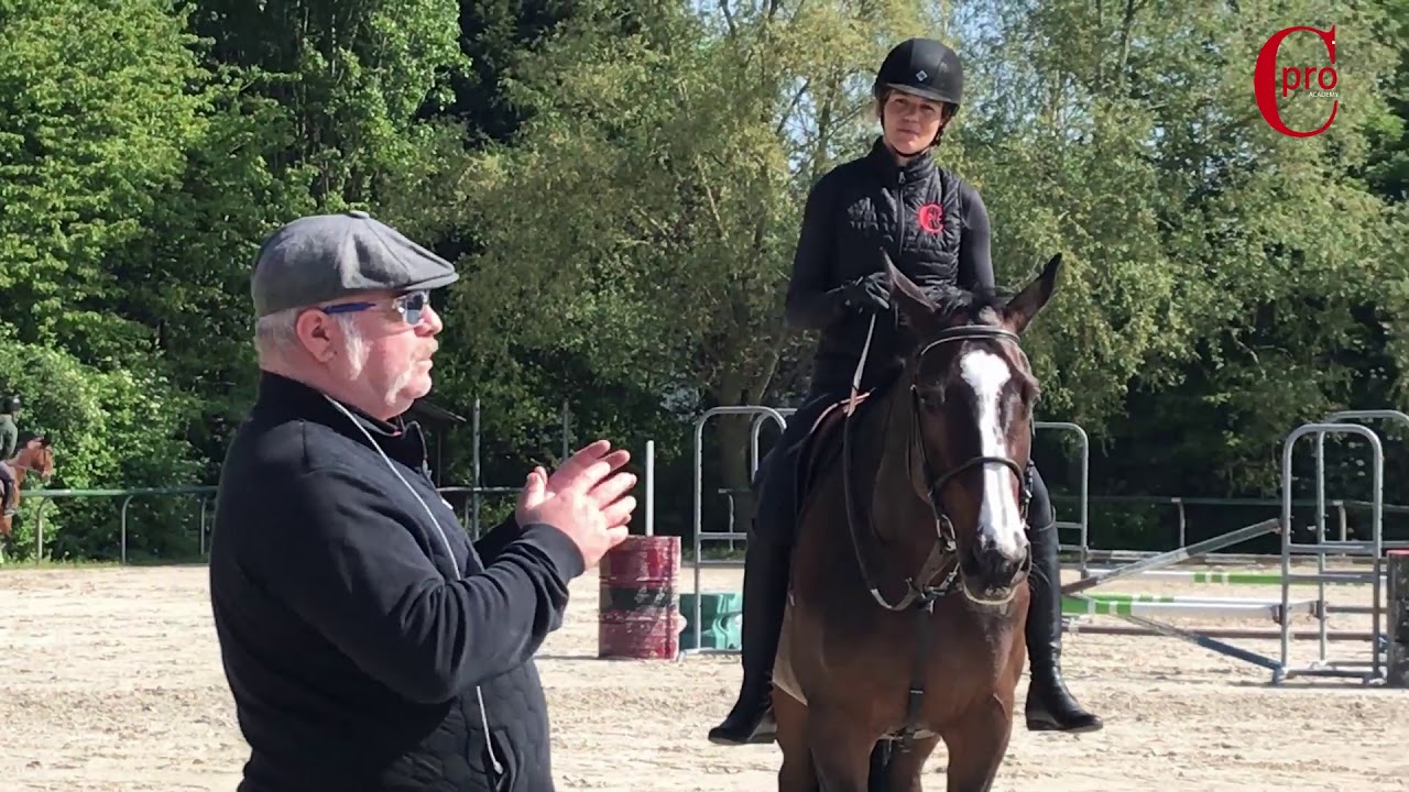 Coach, la passion de transmettre. cavalier-pro.academy