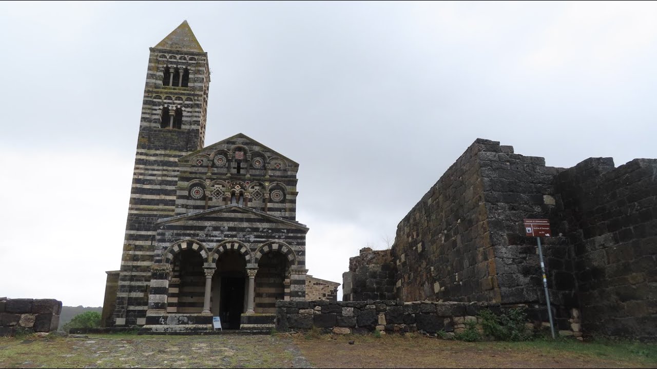 Autunno in #Sardegna: 6. Saccargia - Basilica della Santissima Trinità