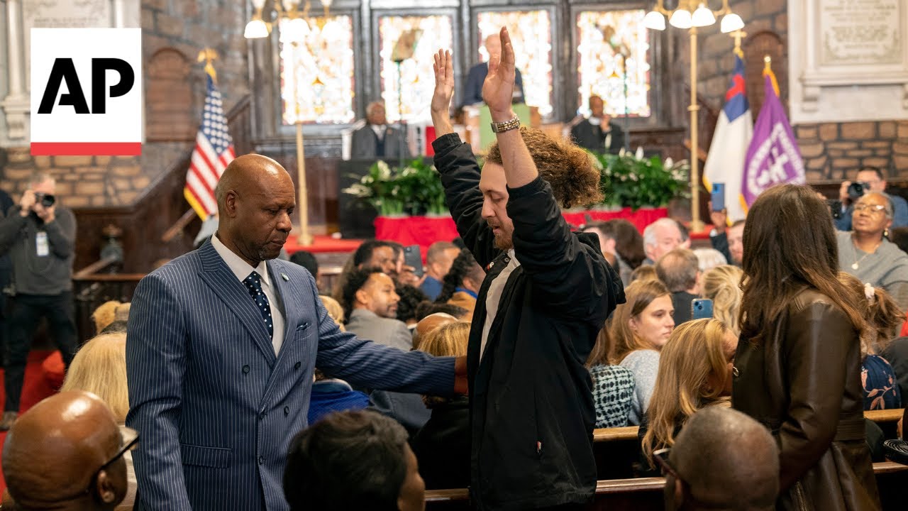 Biden's South Carolina speech interrupted by protesters