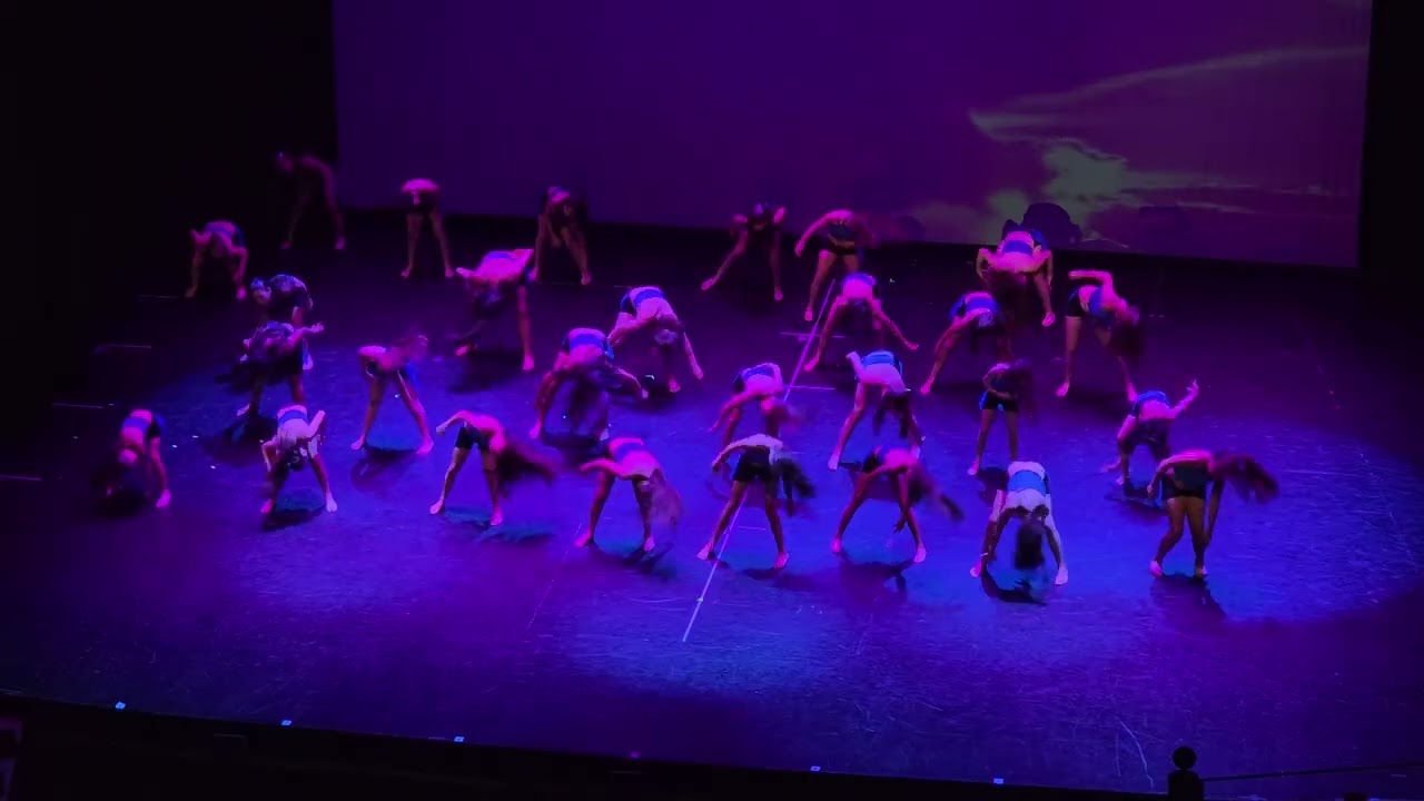 Missing you - Festival fin de año 2025 F2 - Estudio Hadas