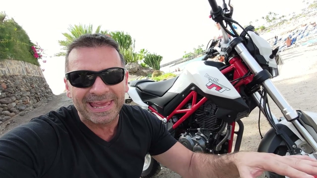 Benelli TNT 125 (2018) - Lilliput Hollywood